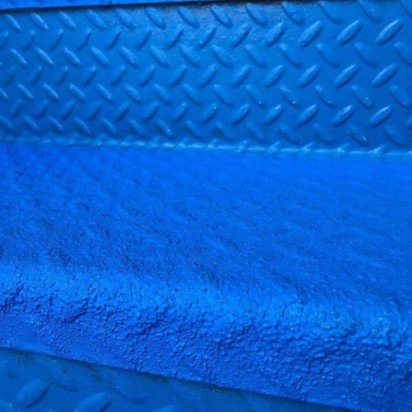 SLIP DOCTORS Dura Grip 1 gal. Blue Semi-Gloss Epoxy Non-Slip Exterior/Interior  Concrete Sealer for Surfaces S-CT-DURBLU1G - The Home Depot