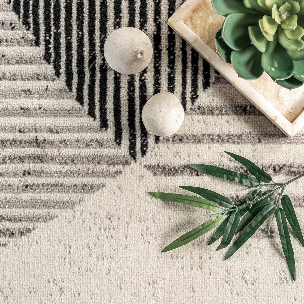 Eclipse Geometric 9' x 12' Gray Synthetic Area Rug