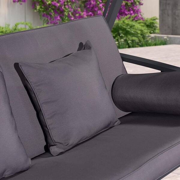 Patio34 Signature Design by Ashley Outdoor Furniture Cloverbrooke 4