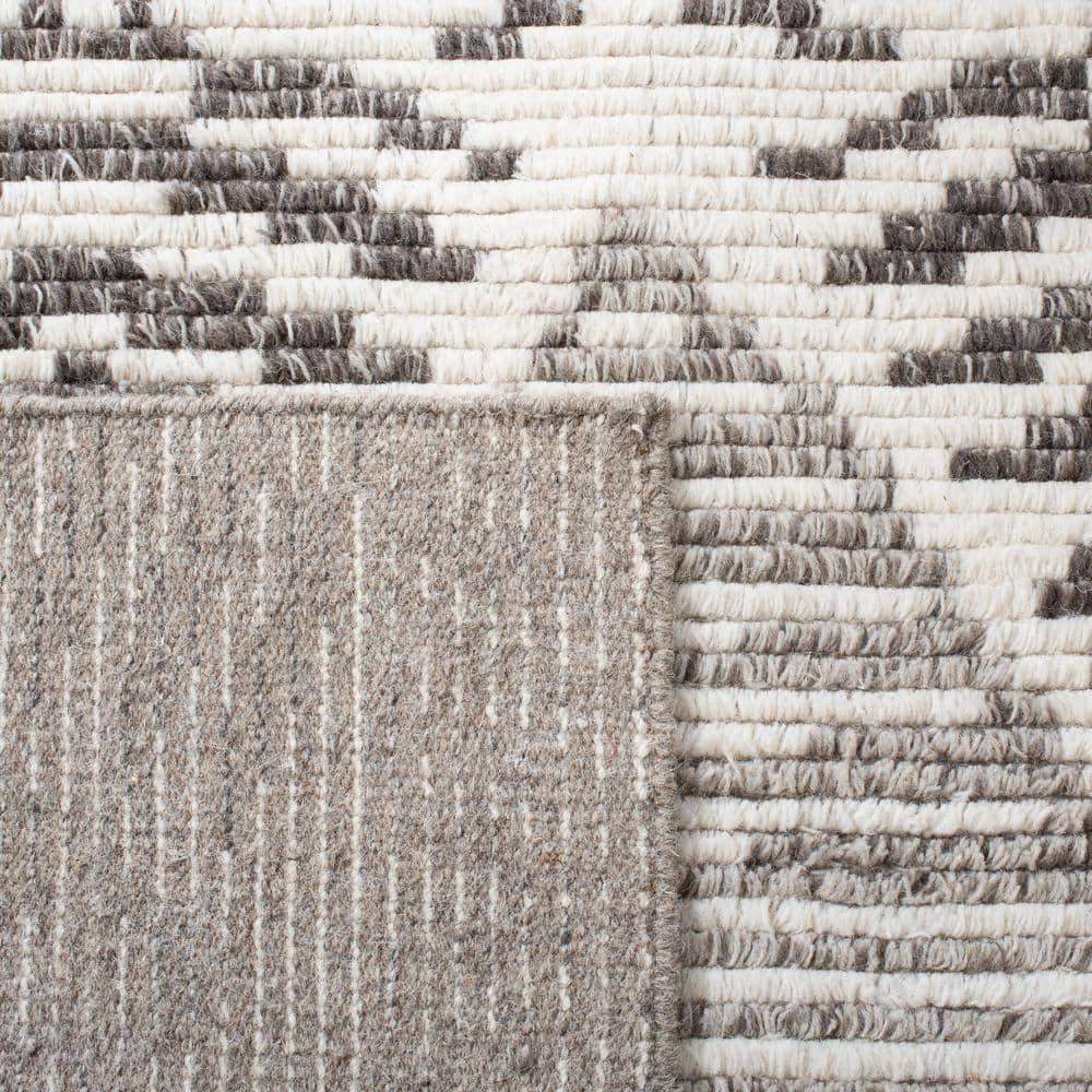Gray Geometric Hand-Knotted Wool 6' x 9' Area Rug