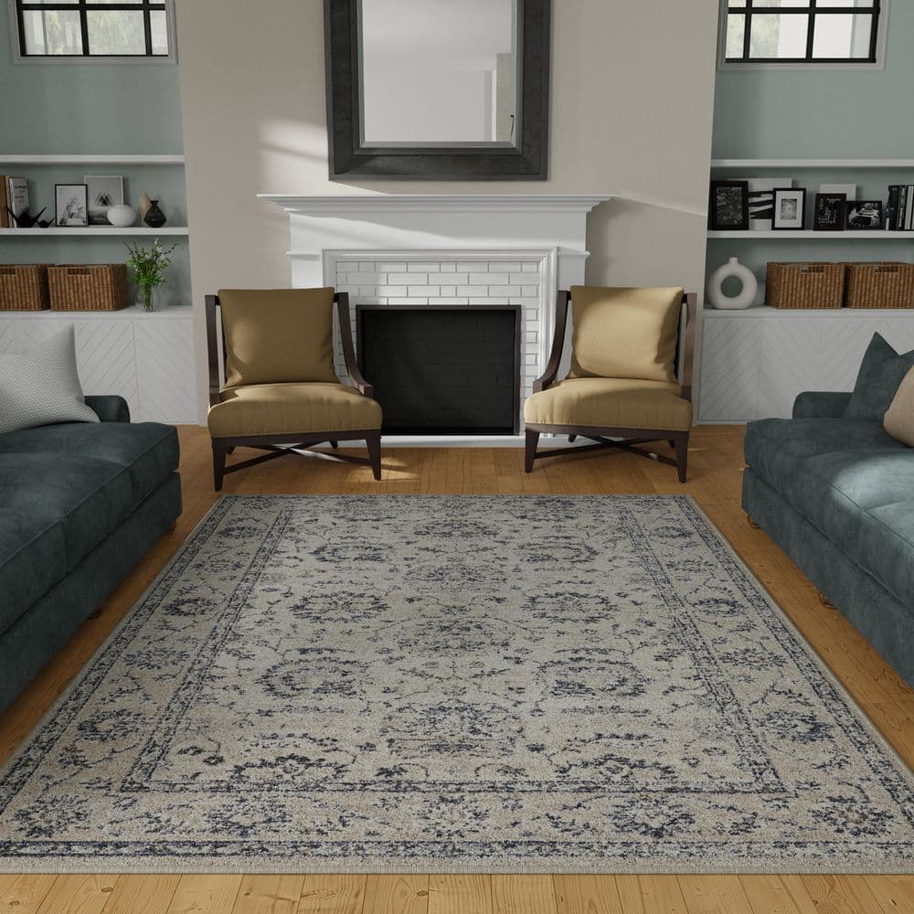 Gray and Ivory Floral Synthetic 4' x 6' Area Rug