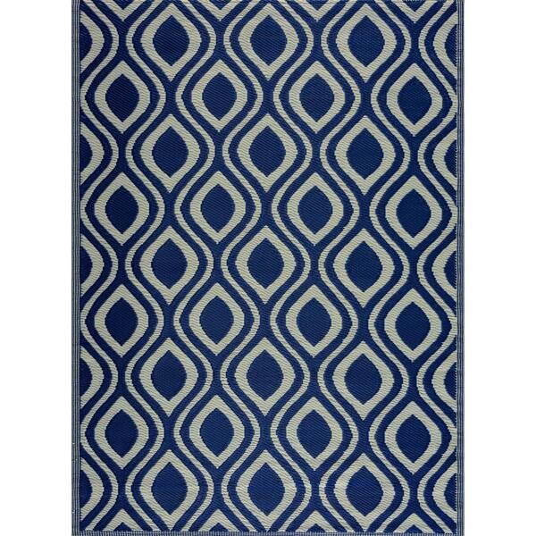 Venice Navy Creme 6 ft. x 9 ft. Reversible Recycled Plastic Indoor