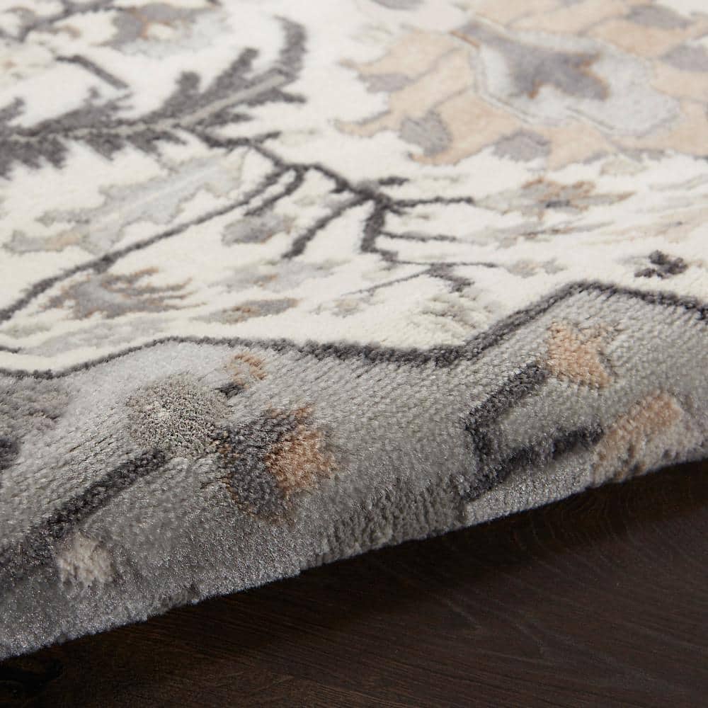 Ivory Grey Floral Medallion 5'3" x 7'3" Synthetic Area Rug