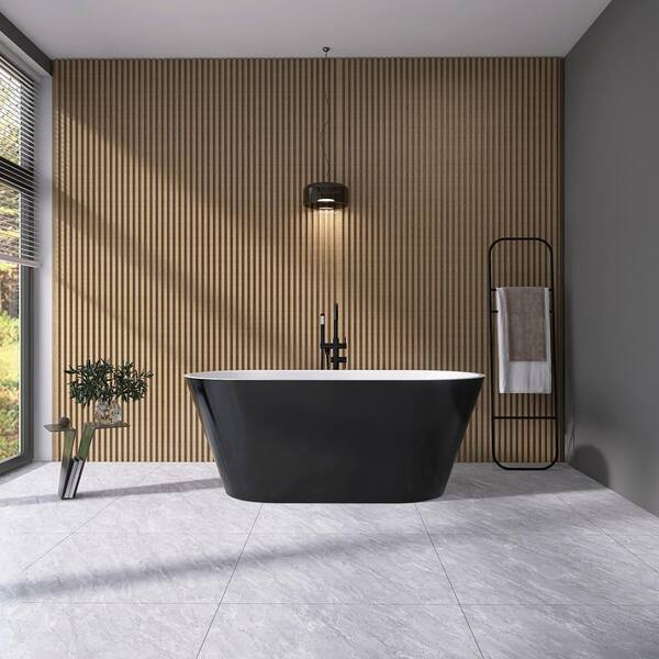 https://images.thdstatic.com/productImages/7a70fa1f-ebbb-44fe-8b6f-3137362ff320/svn/glossy-black-xspracer-flat-bottom-bathtubs-jh-9532459wb-64_600.jpg