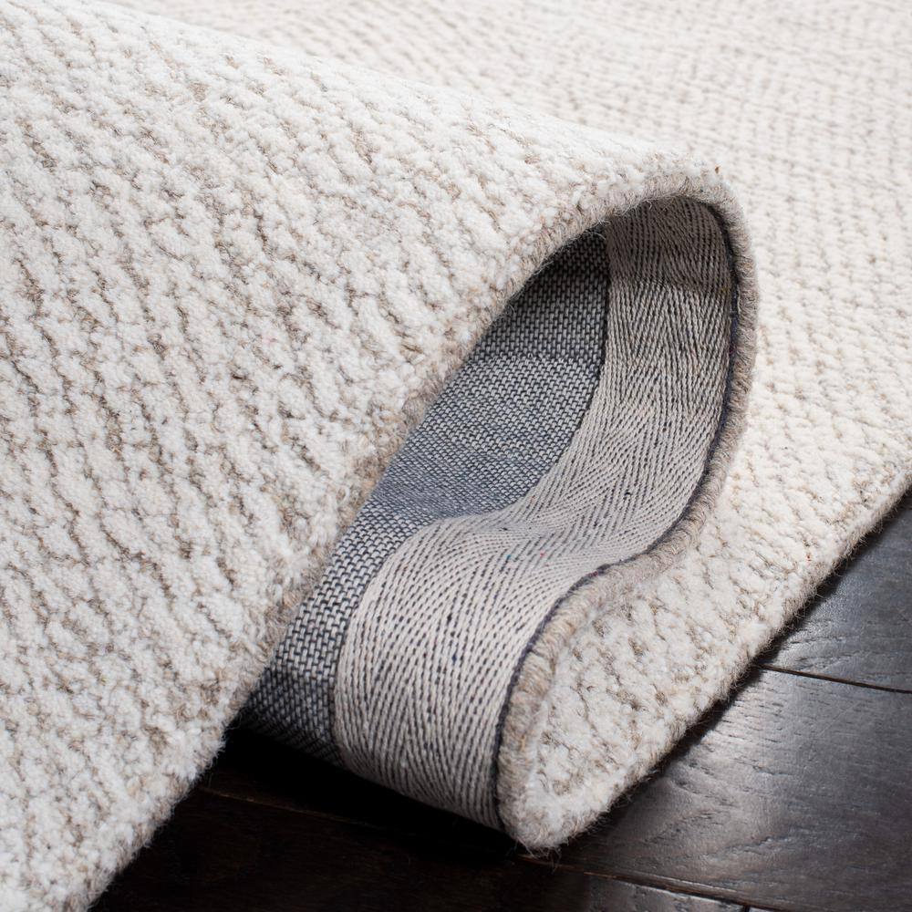 Ivory Floral Hand-Tufted Wool Accent Rug, 2' x 3'