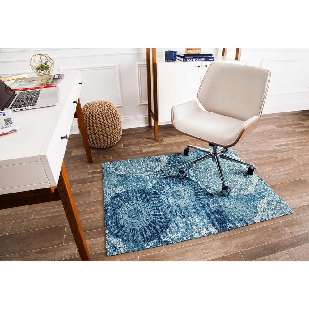 Maldives Blue and Ivory Polyester Chair Mat