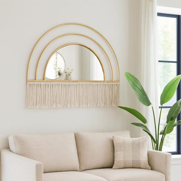 Liv & Skye Gold 24 in. x 17 in. Modern Arched Metal Framed Mirror