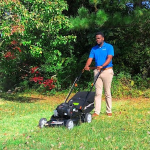 21 in. 140cc Briggs and Stratton e500 Engine 3-In-1 Gas Walk Behind Lawn Mower