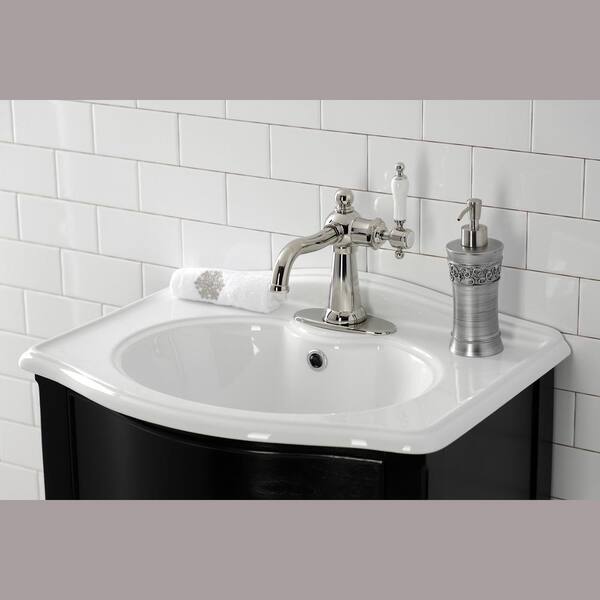 Kingston Brass KS116SN Essex Bathroom Faucet, Brushed Nickel 並行輸入品 