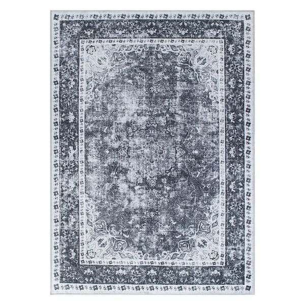 World Rug Gallery Black 5 ft. x 7 ft. Traditional Distressed Medallion Machine Washable Area Rug