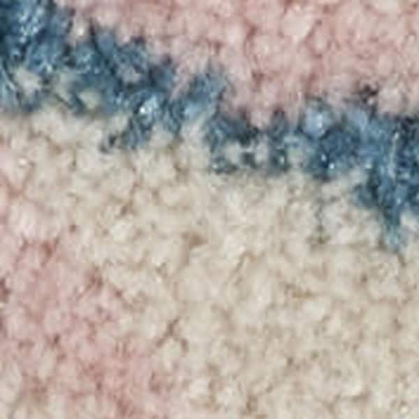 6' X 9' Ivory And Blue Floral Area Rug