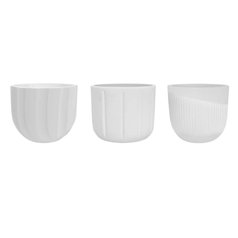 White Polyethylene Resin Indoor/Outdoor Cachepot Set