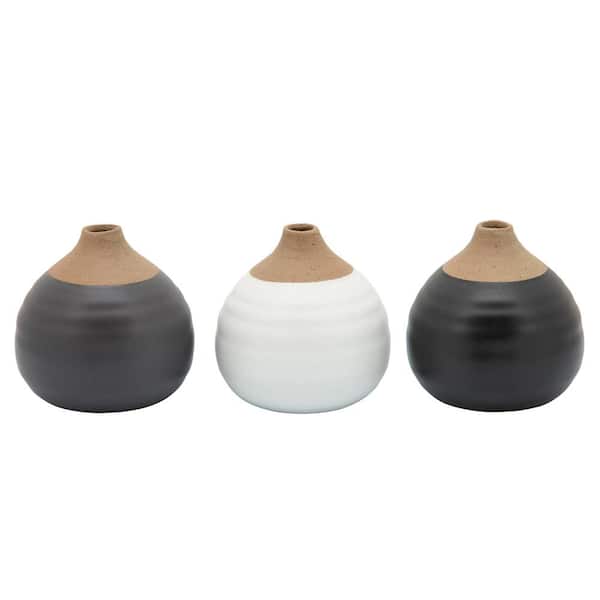 Liv & Skye 4 in. Black/Gray/White Ceramic Glazed Matte Bud Vases (Set of 3)