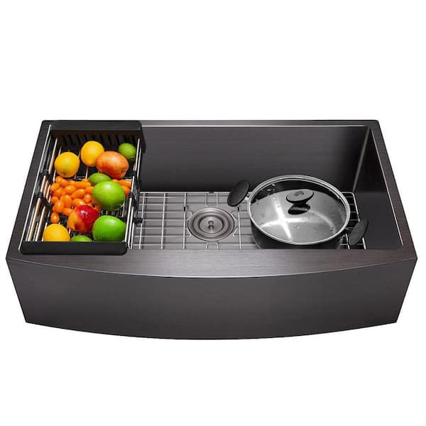 Matte Black Finished Stainless Steel 33 in. x 20 in. Single Bowl Farmhouse Apron Mount Kitchen Sink with Accessories