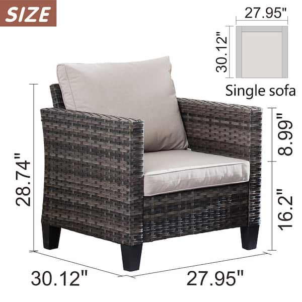 single outdoor lounge chair