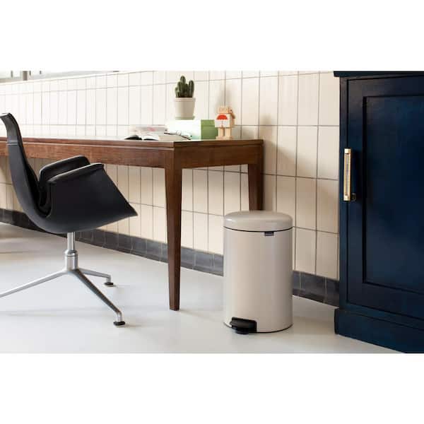 Brabantia NewIcon 5.3 Gal. (20 l) Soft Beige Step On Trash Can