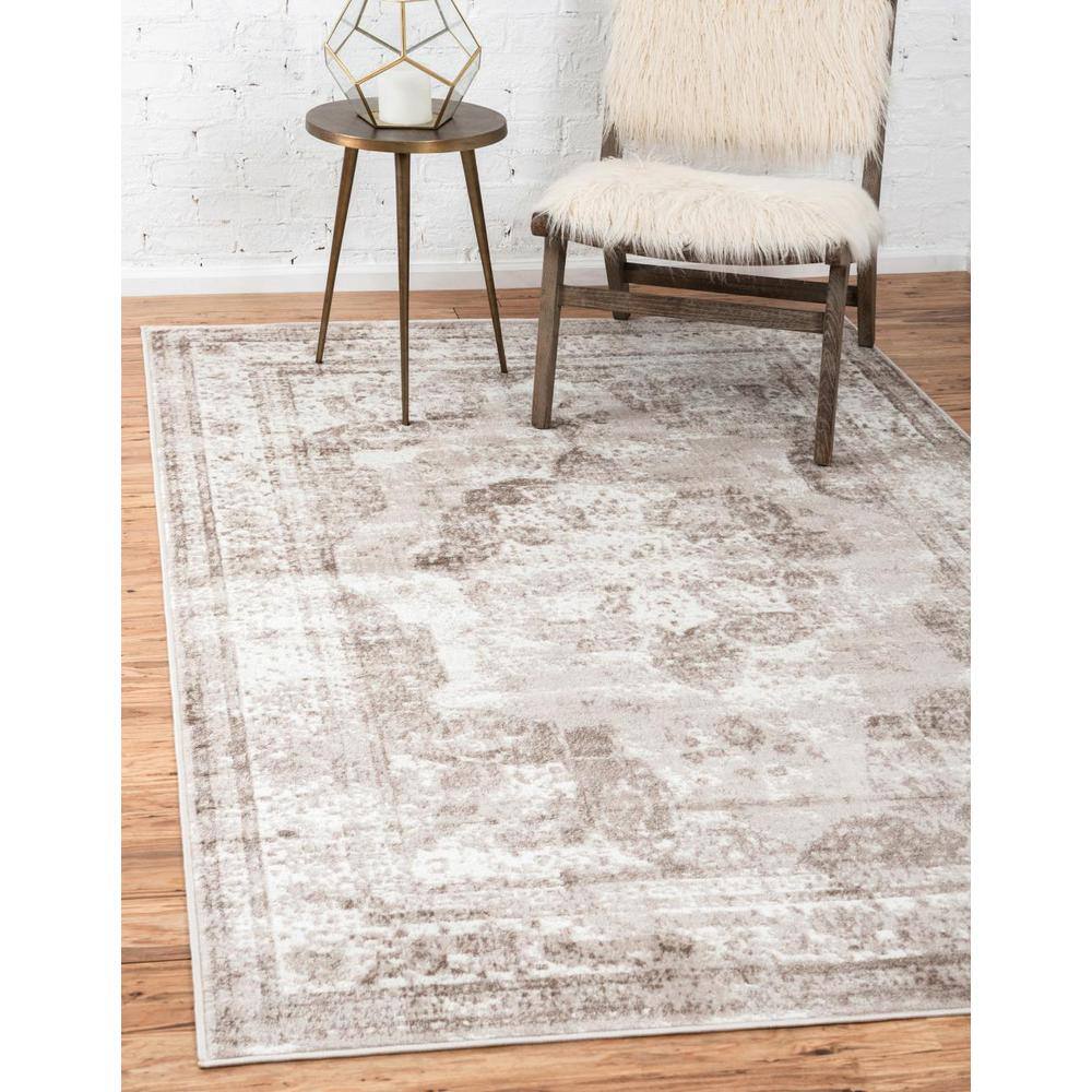 Reversible Easy-Care Synthetic Area Rug in Light Brown, 7' x 10'