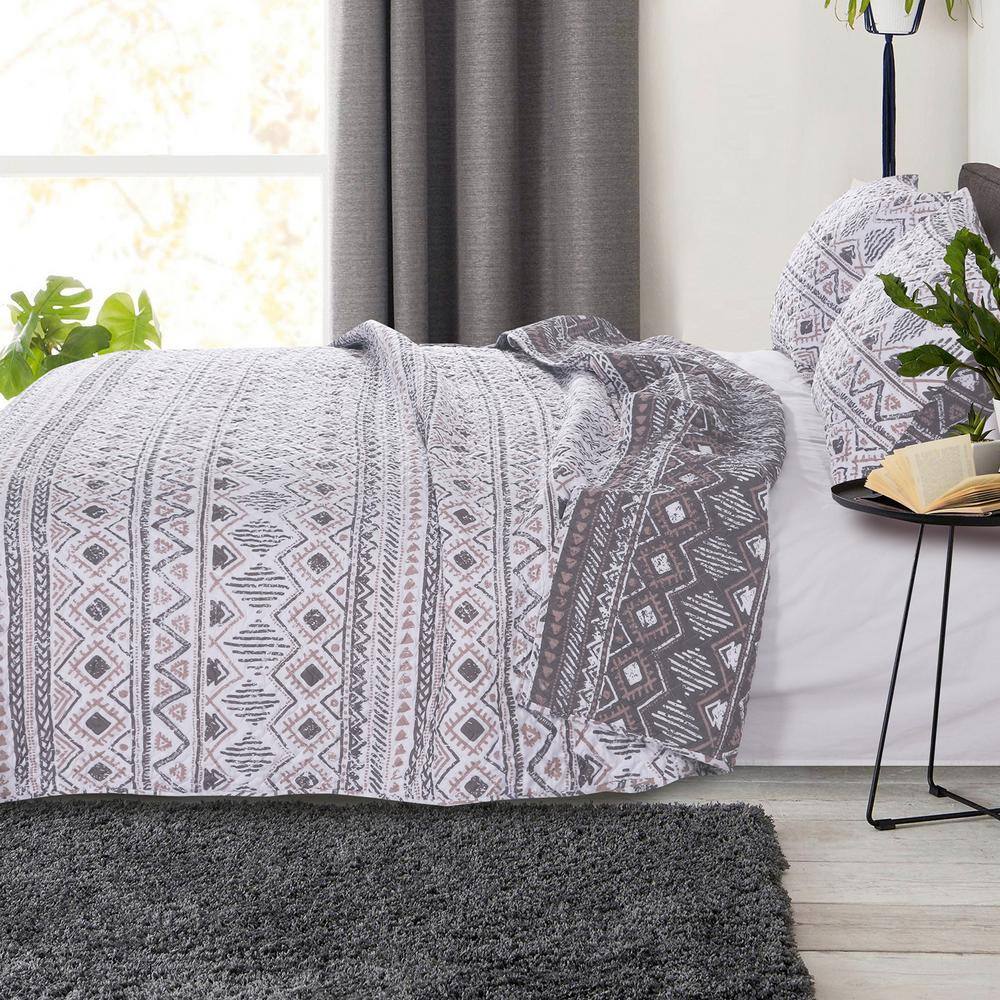 Ivory King Microfiber Reversible Quilt Set