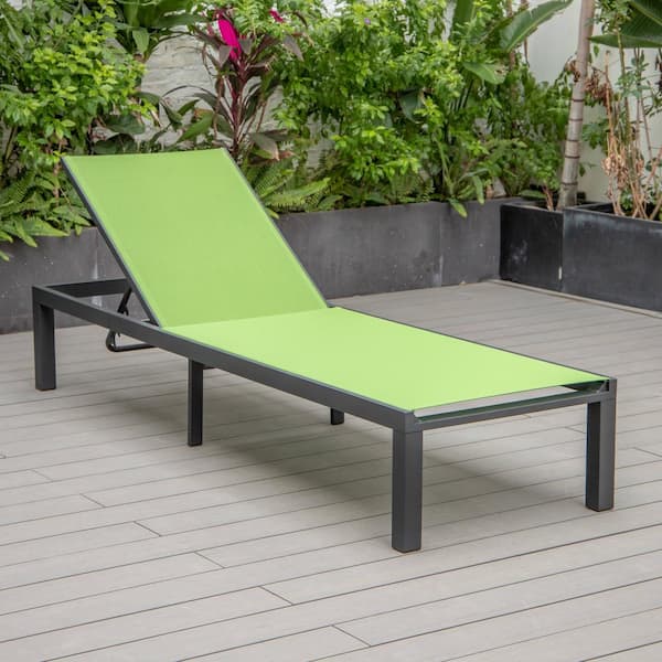 Leisuremod Marlin Outdoor Patio Chaise Lounge Chair in Black Aluminum Reclining Backrest Mesh Sling Fabric Seat in Green