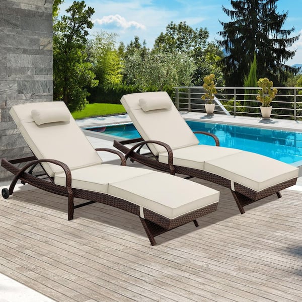 NOBLEMOOD Residential Brown 2 of Pieces Wicker Outdoor Chaise Lounge with Khaki Cushions