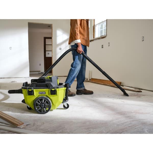 RYOBI ONE+ 18V Cordless 6 Gal. Wet Dry Vacuum Kit with 4.0 Ah Battery and 18V Charger