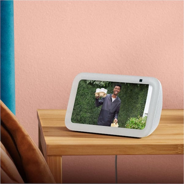 Amazon Echo Show 5 (3rd Gen), Smart Display with Deeper Bass and