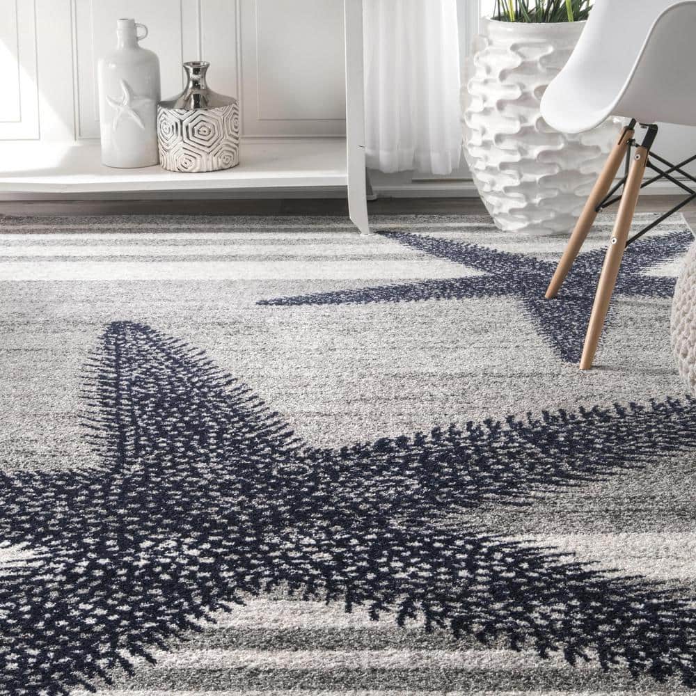 Coastal Charm Gray Stripe and Starfish 49" Wool-Blend Area Rug