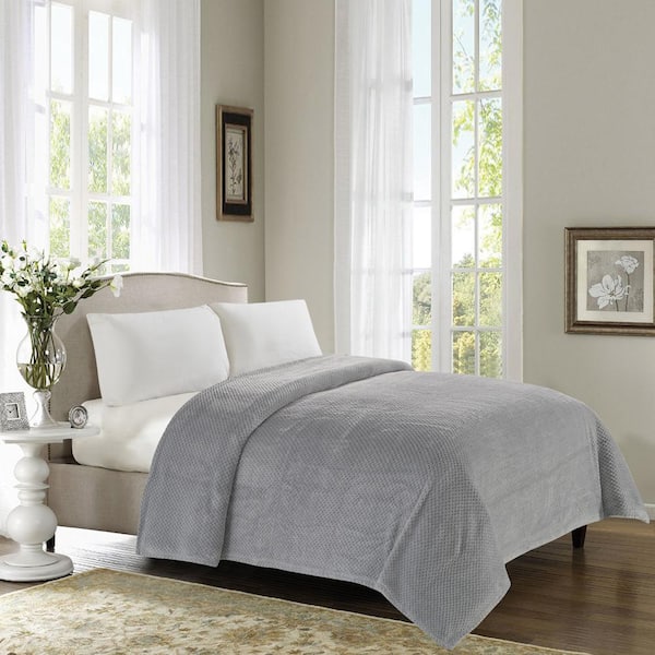 Thesis Silver Full/Queen Knitted Blanket