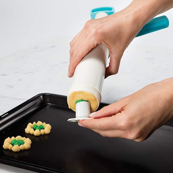 Hutzler 23-Piece Cookie Press and Food Decorator Set 3696 - The