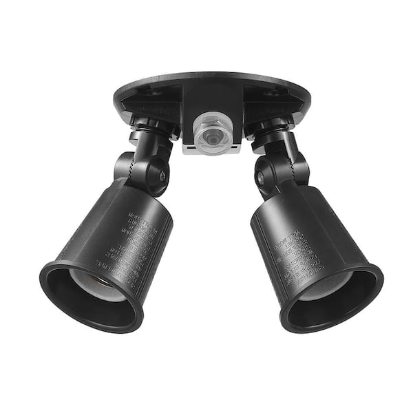 Defiant PAR Black Dusk-to-Dawn Activated Wired Outdoor 2