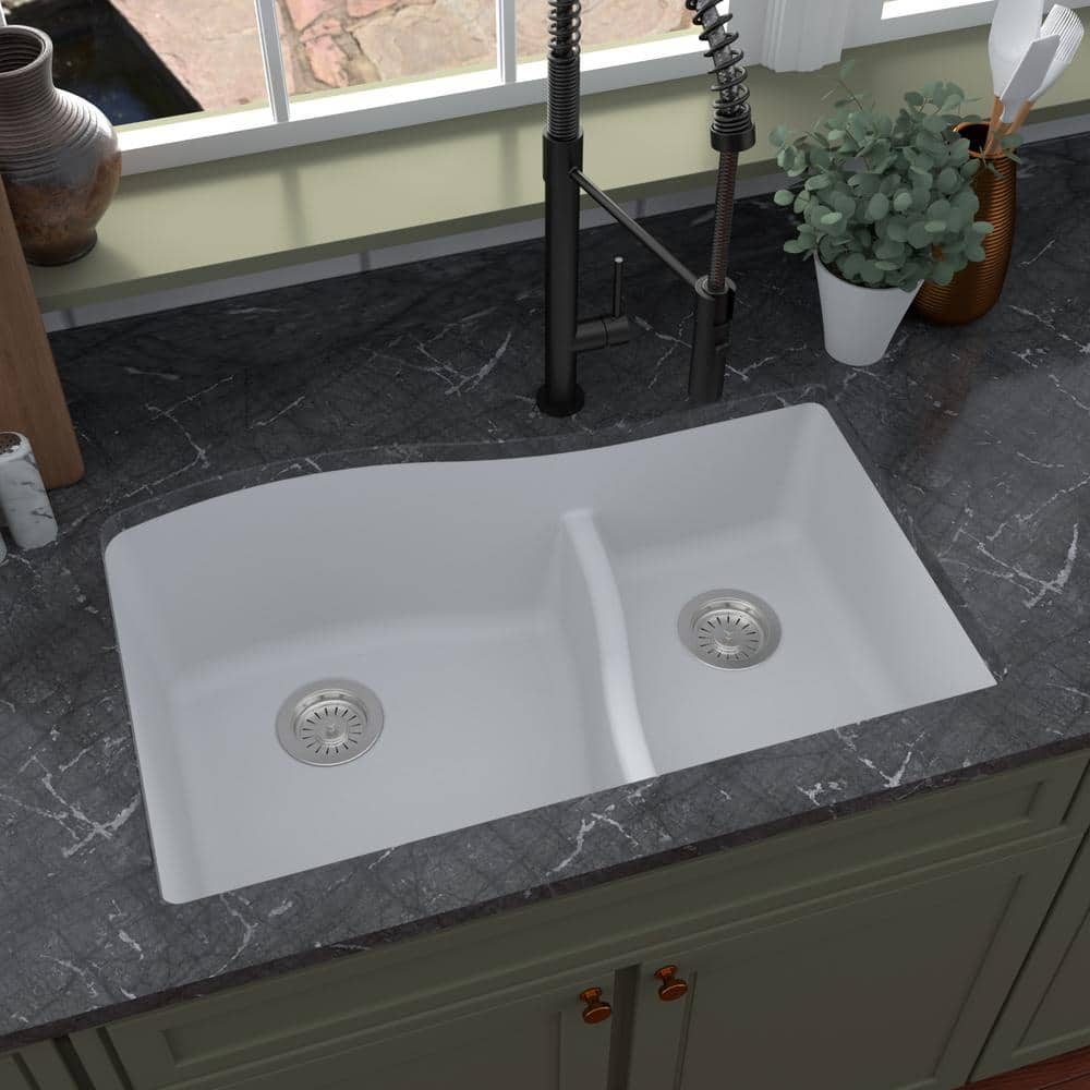 https://images.thdstatic.com/productImages/7b0657aa-8847-491b-bd2c-c700c4bba387/svn/white-karran-undermount-kitchen-sinks-qu-630-wh-64_1000.jpg