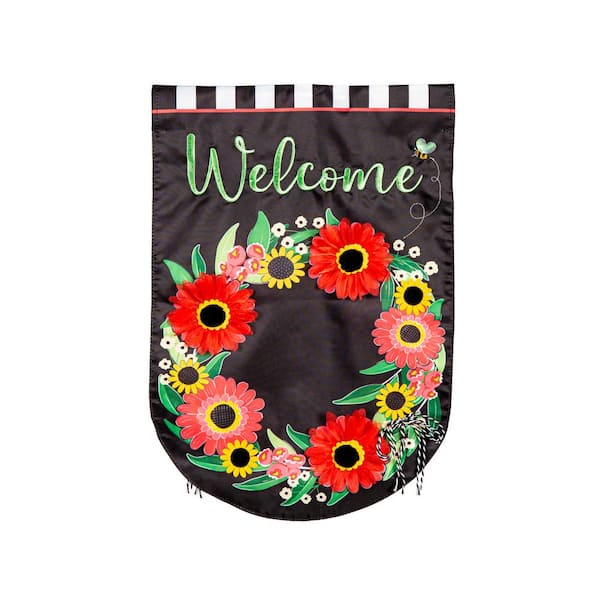 Evergreen Enterprises 2-1/3 ft. x 3-2/3 ft. Welcome Wreath Applique House Flag