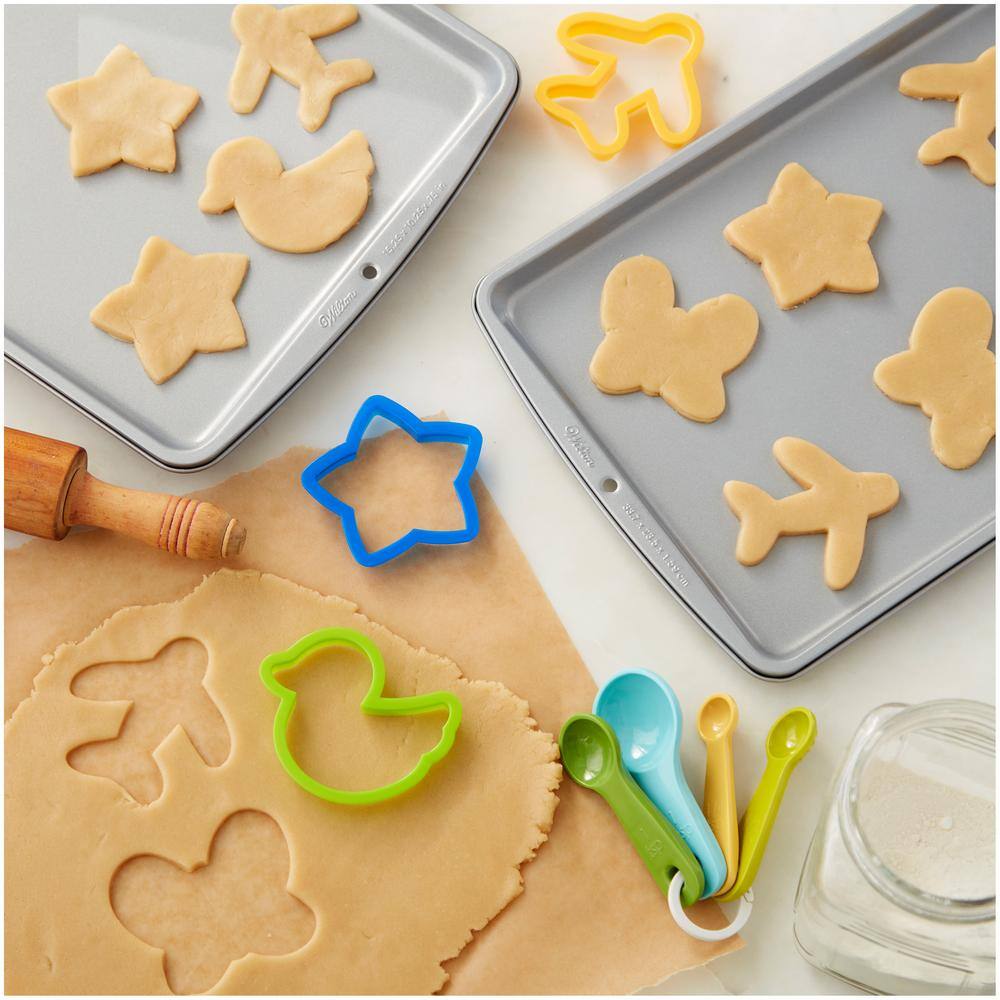 Wilton Non-Stick Heavy-Gauge 3-Piece Cookie Sheet Set
