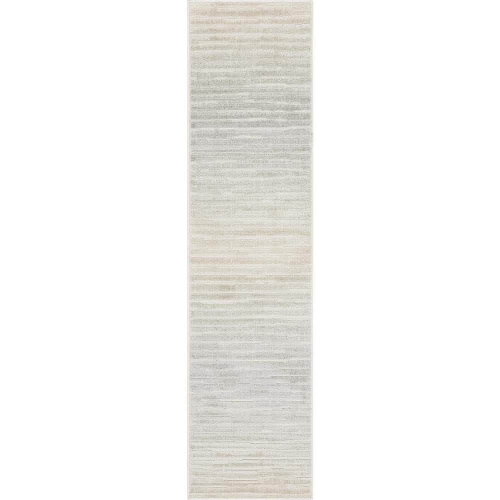 Easy-Care Stain-Resistant Light Gray Synthetic Outdoor Runner