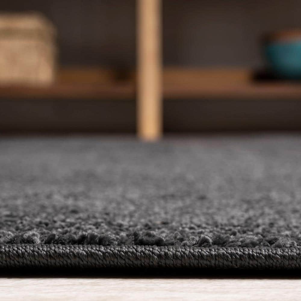 JONATHAN Y SUPERSOFT Haze Solid Low-Pile 5 x 5 (ft) Loomed Polypropylene Black Square Indoor Solid Farmhouse/Cottage Area rug