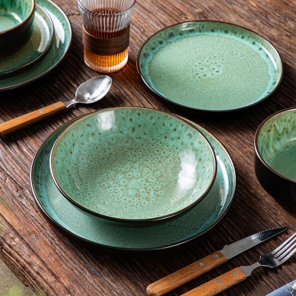 MALACASA 16-Piece Light-Green and Black Stoneware Dinnerware Set