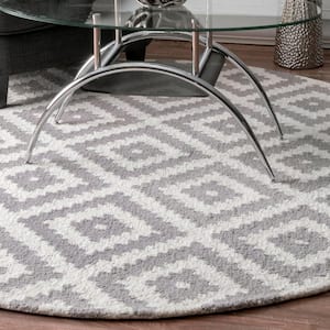 Hand Tufted Kellee Grey 5 ft. x 5 ft. Round Area Rug