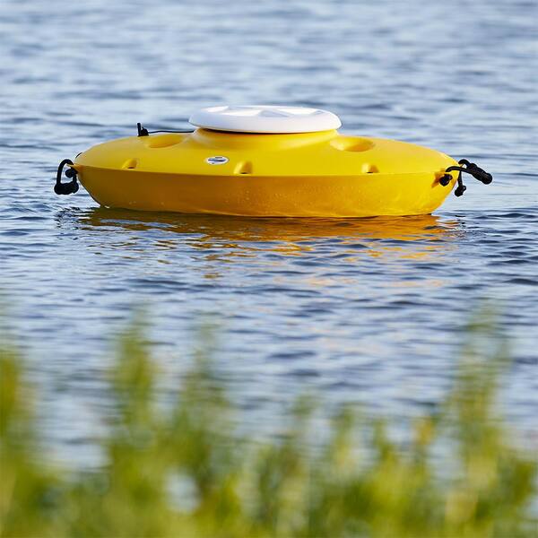 CreekKooler 30 Qt Floating Insulated Beverage Kayak Yellow Cooler & 8' Rope  