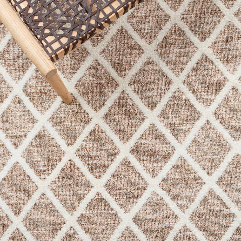 Ivory and Beige Rectangular Washable Synthetic Area Rug
