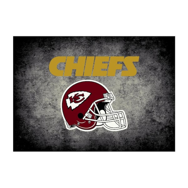 IMPERIAL KANSAS CITY CHIEFS 6 ft. X 8 ft. DISTRESSED RUG