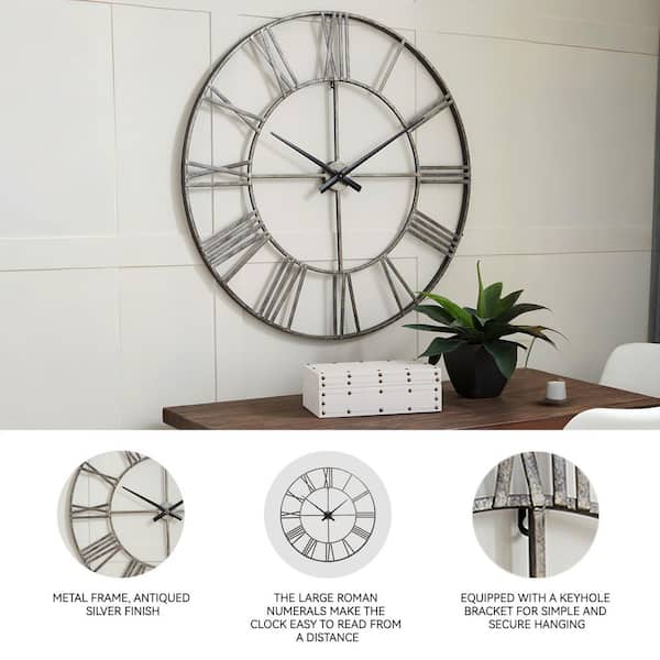 Signature DESIGN BY ASHLEY Paquita Antique Silver Analog Metal