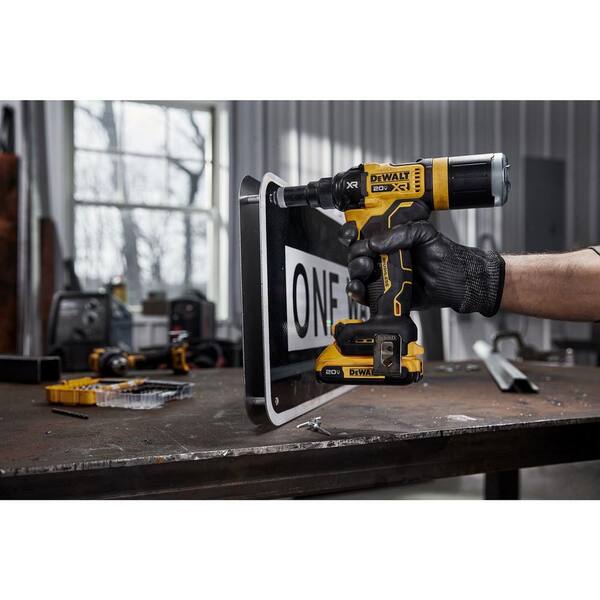 DEWALT 20 Volt Maximum XR Lithium Ion Brushless Cordless 3 16 in