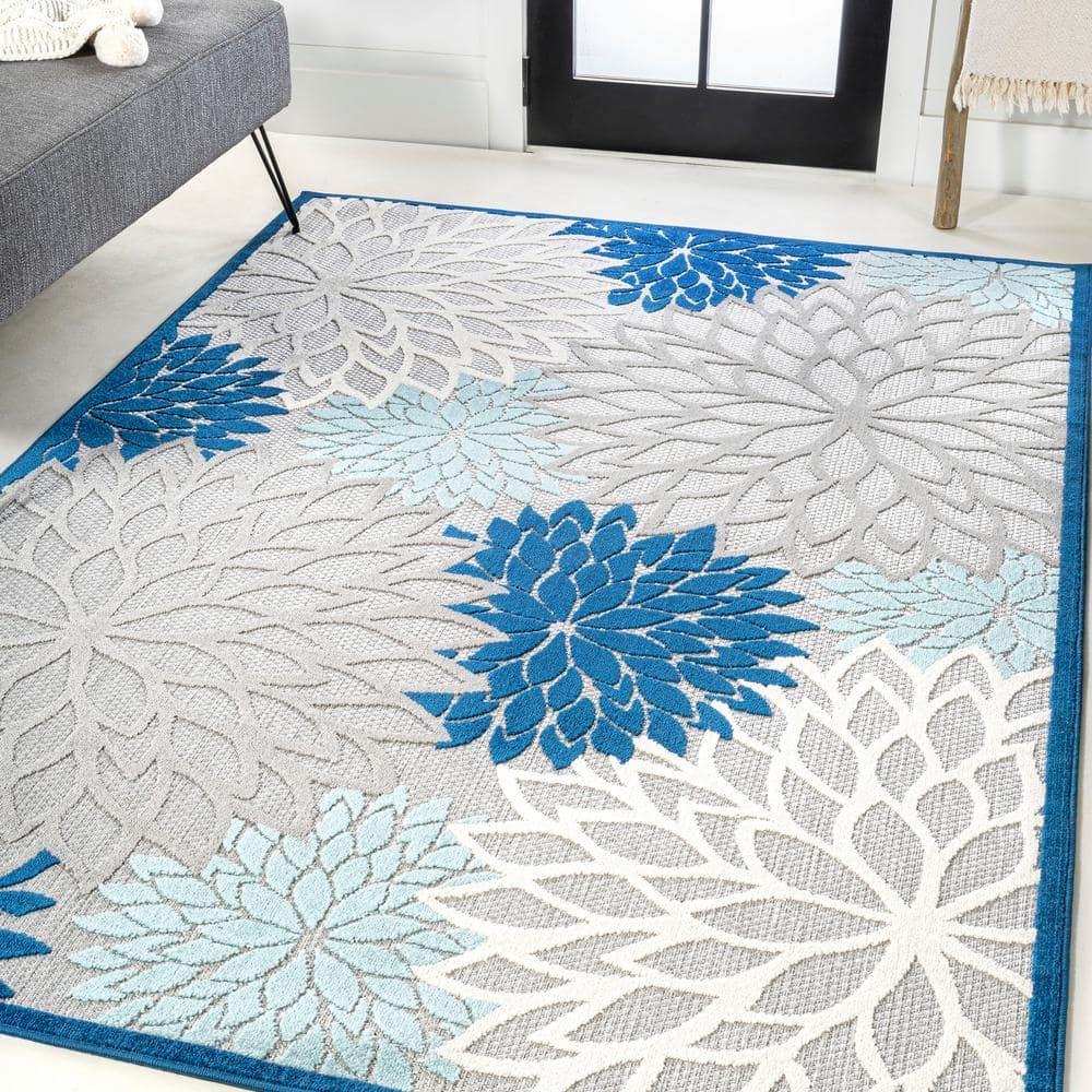 Aqua Bloom Easy-Care Floral Synthetic 4' x 6' Area Rug