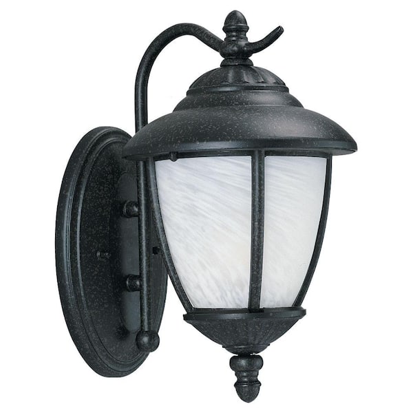 Generation Lighting Yorktown 1-Light Forged Iron Outdoor Wall 