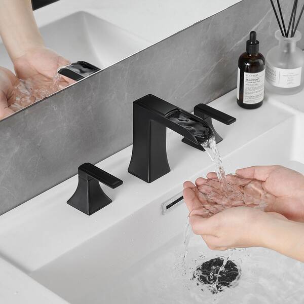 Flynama Flanna 4 in. Center Set Double-Handle Mid Arc Bathroom