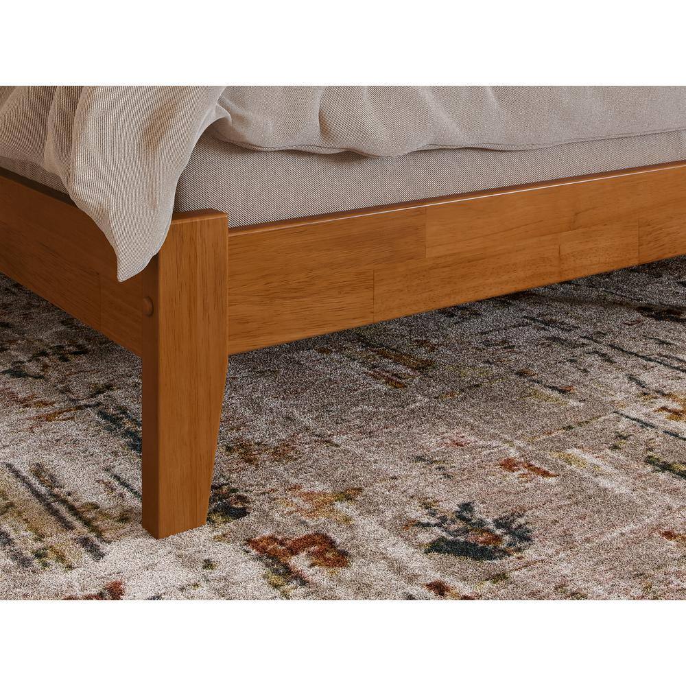 Nantucket King Light Toffee Wood Platform Bed with Headboard