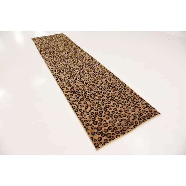 Wildlife Leopard Light Brown 2' 7 x 10' 0 Runner Rug