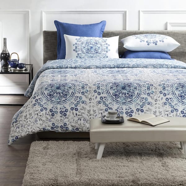 A1 Home Collections Tiffany 3-Piece Blue/White Queen Duvet Cover Set