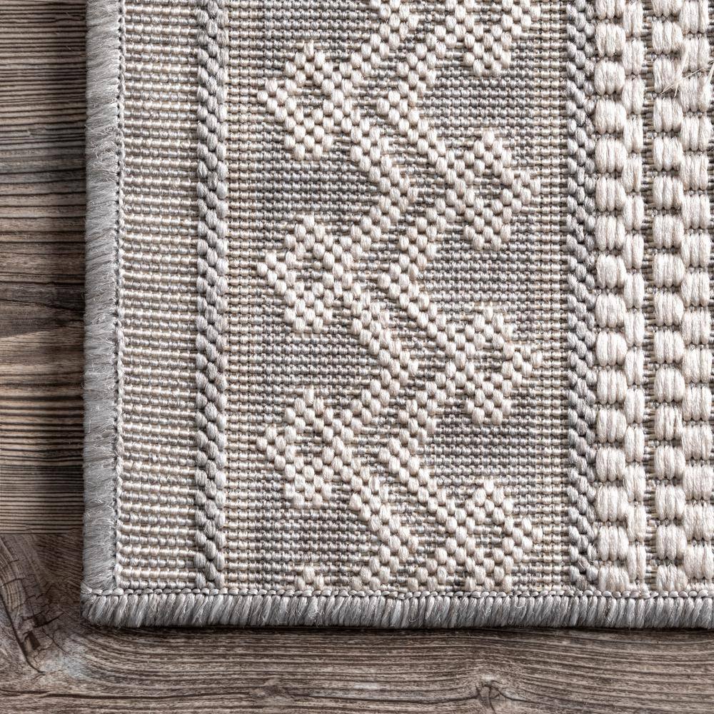 Lowen Global Geometric Light Gray Indoor/Outdoor Area Rug, 3'6" x 5'