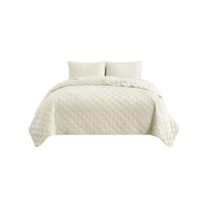 Swift Home All-Season 3-Piece Ivory Solid Color Microfiber King/Cal King Quilt Set
